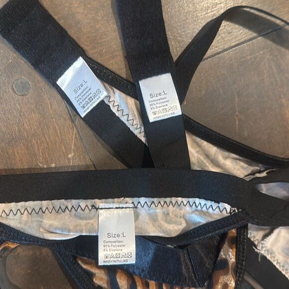 Lingerie with Garter Set High Waist Bra And Panty High Leopard Print Strappy Set - Picture 13 of 14